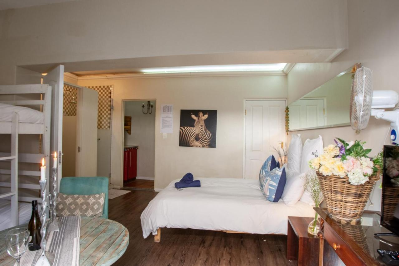 Guest house Bedrock Guest 2*